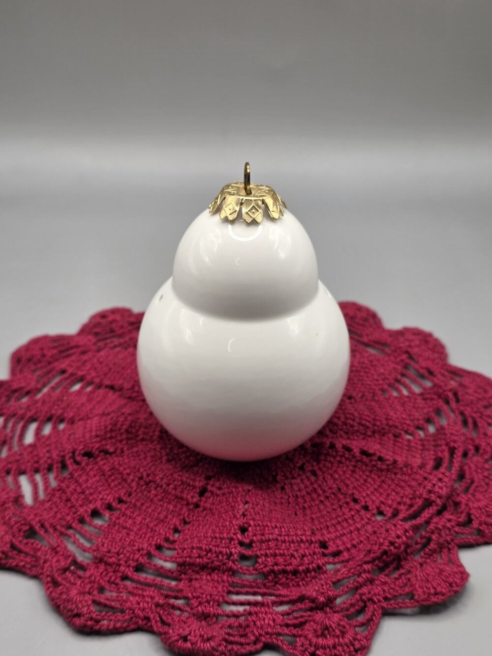 MCM White Blown Glass Double Bubble Gourd Christmas Tree Ornament Vintage